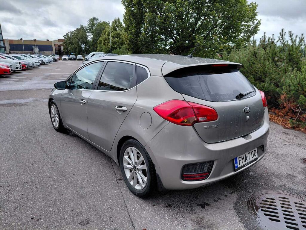 Kia Ceed 2016 Hopea