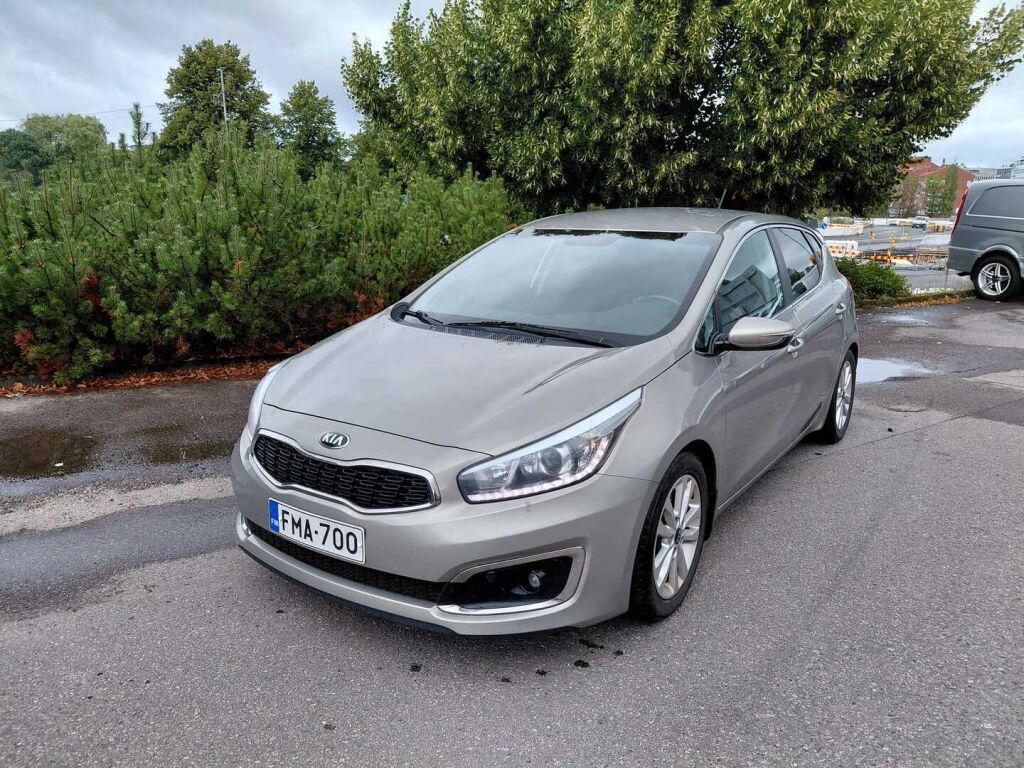 Kia Ceed 2016 Hopea