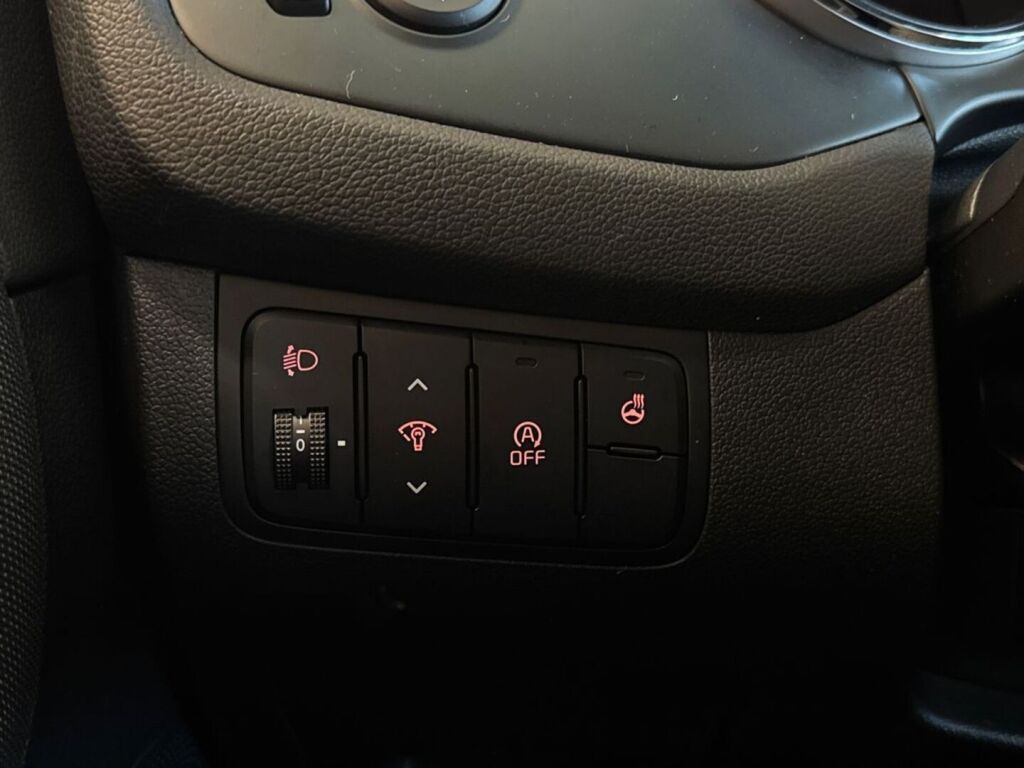 Kia Ceed 2016 Hopea