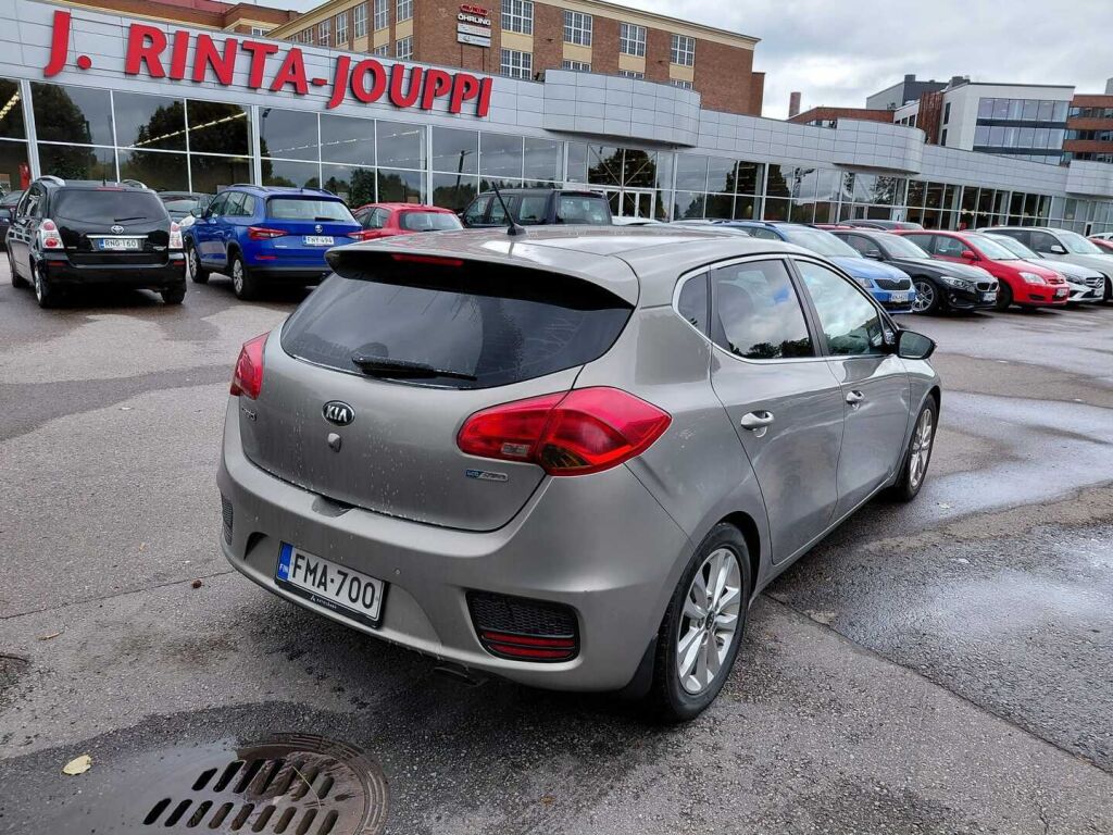 Kia Ceed 2016 Hopea