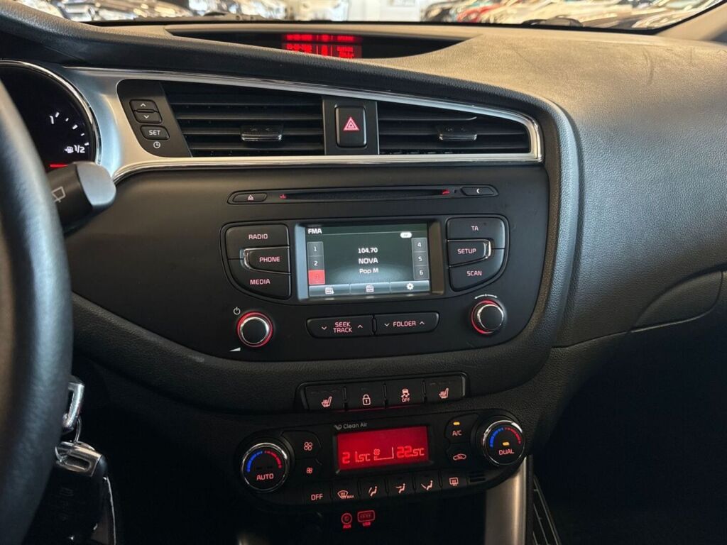 Kia Ceed 2016 Hopea