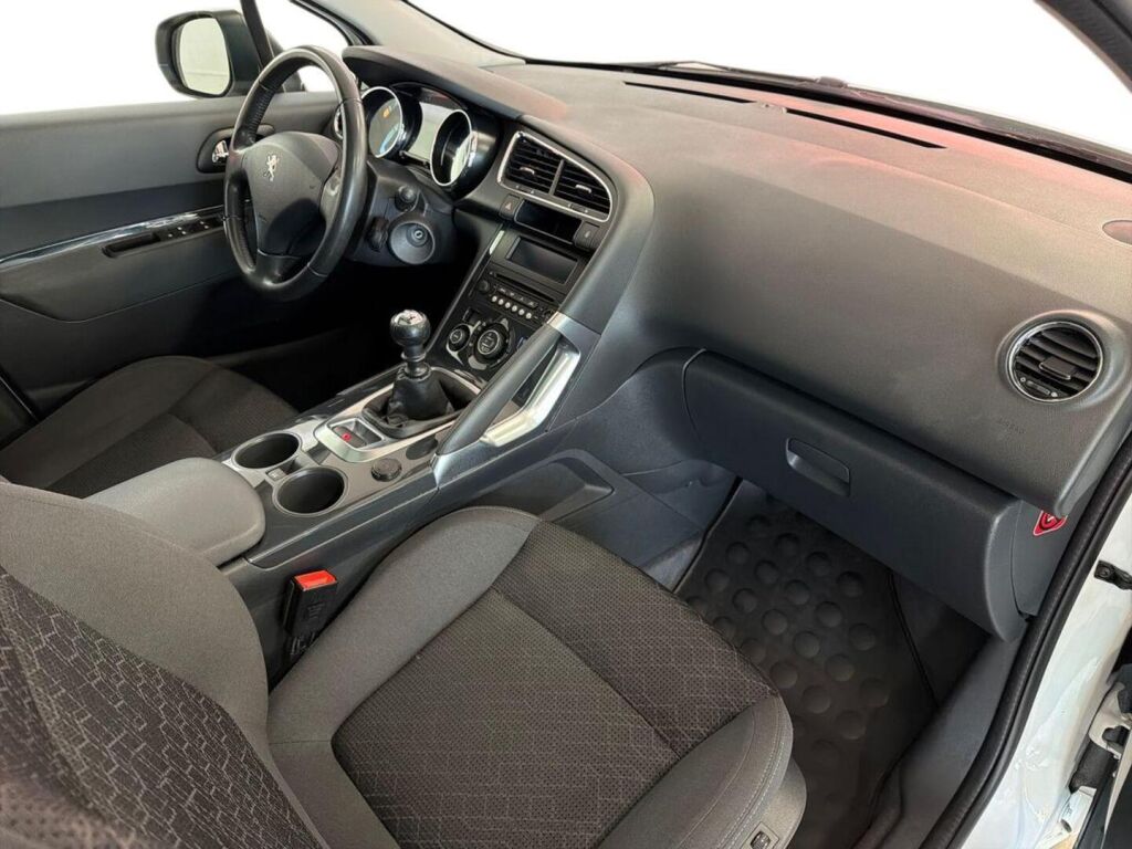 Peugeot 3008 2016 Valkoinen
