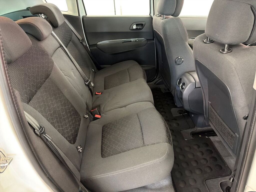 Peugeot 3008 2016 Valkoinen
