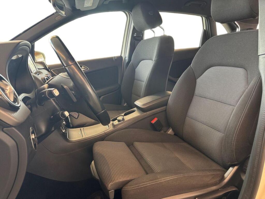 Mercedes-Benz B 2016 Valkoinen