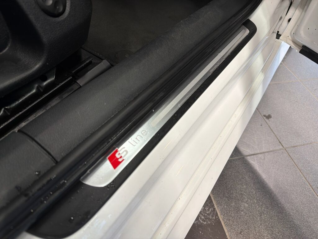 Audi A6 2016 Valkoinen