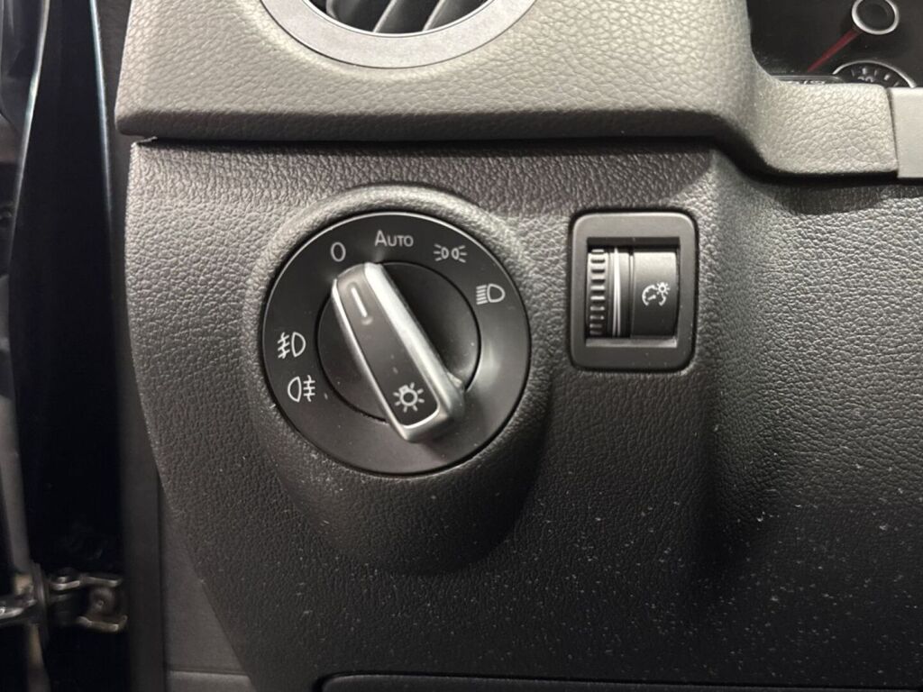 Volkswagen Tiguan 2015 Musta