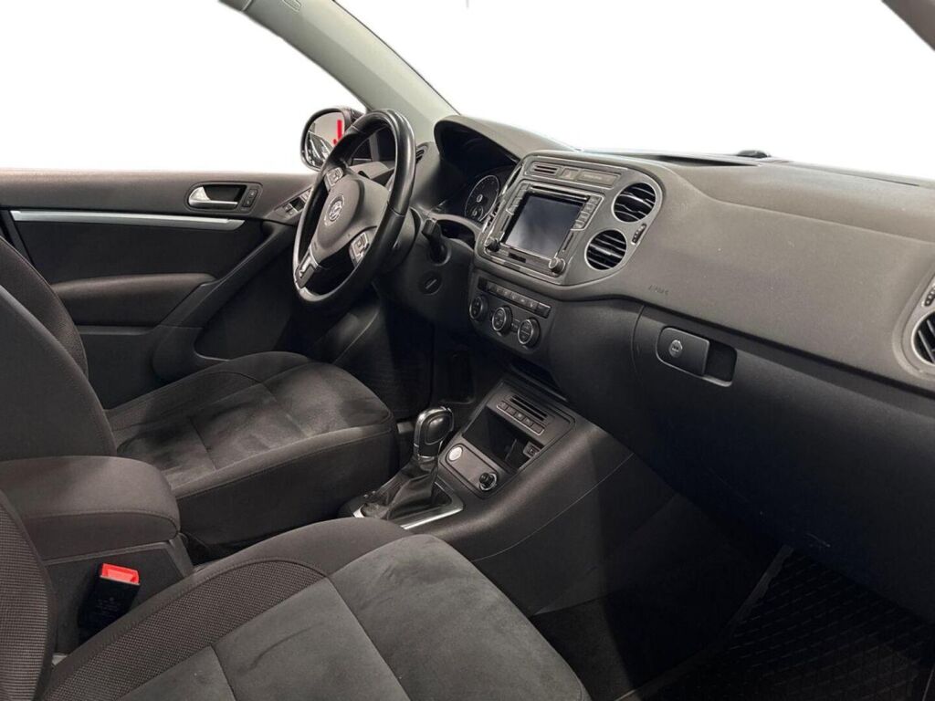 Volkswagen Tiguan 2015 Musta