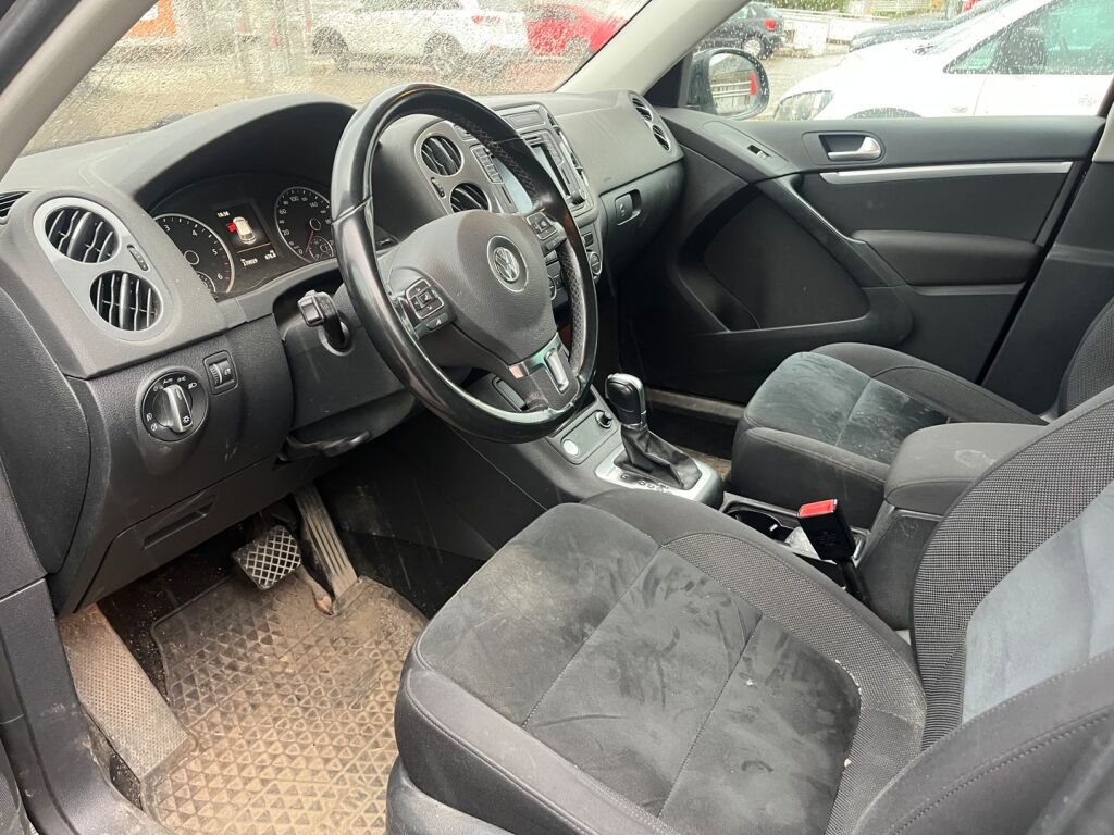 Volkswagen Tiguan 2015 Musta
