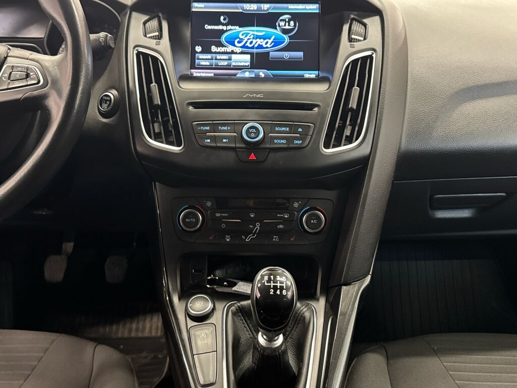Ford Focus 2015 Harmaa