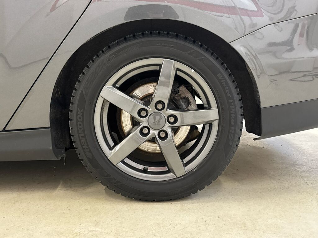 Ford Focus 2015 Harmaa