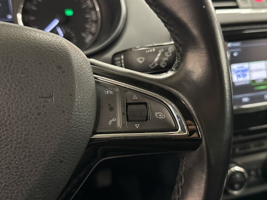 Skoda Octavia 2015 Harmaa