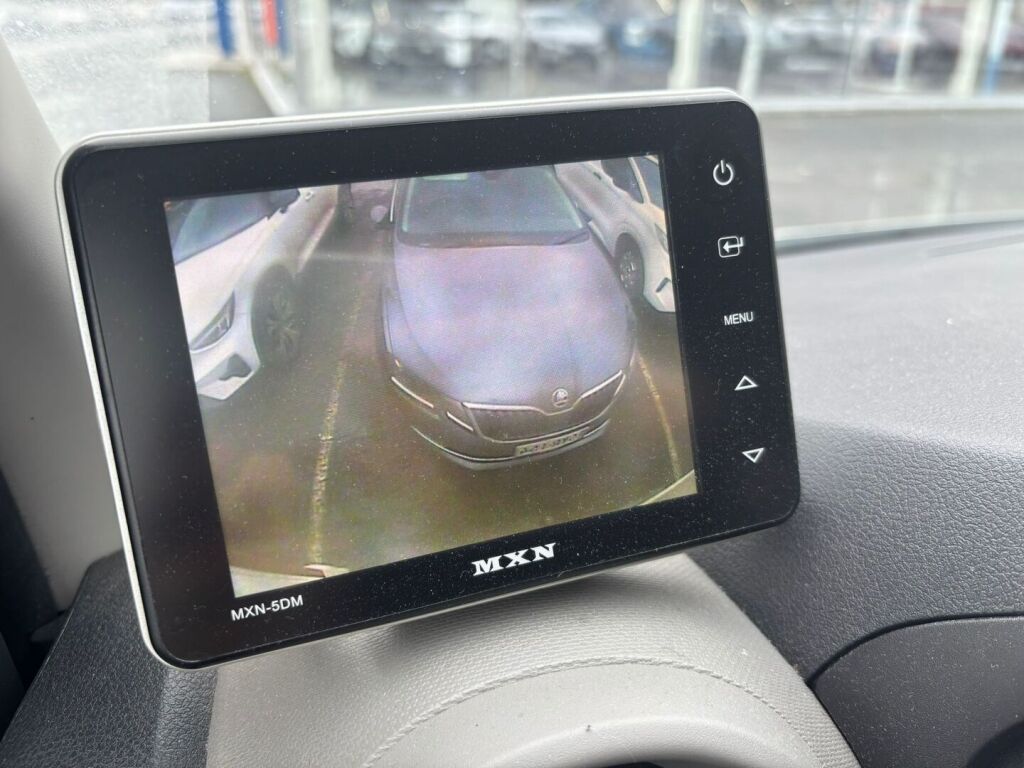 Renault Trafic 2016 Valkoinen