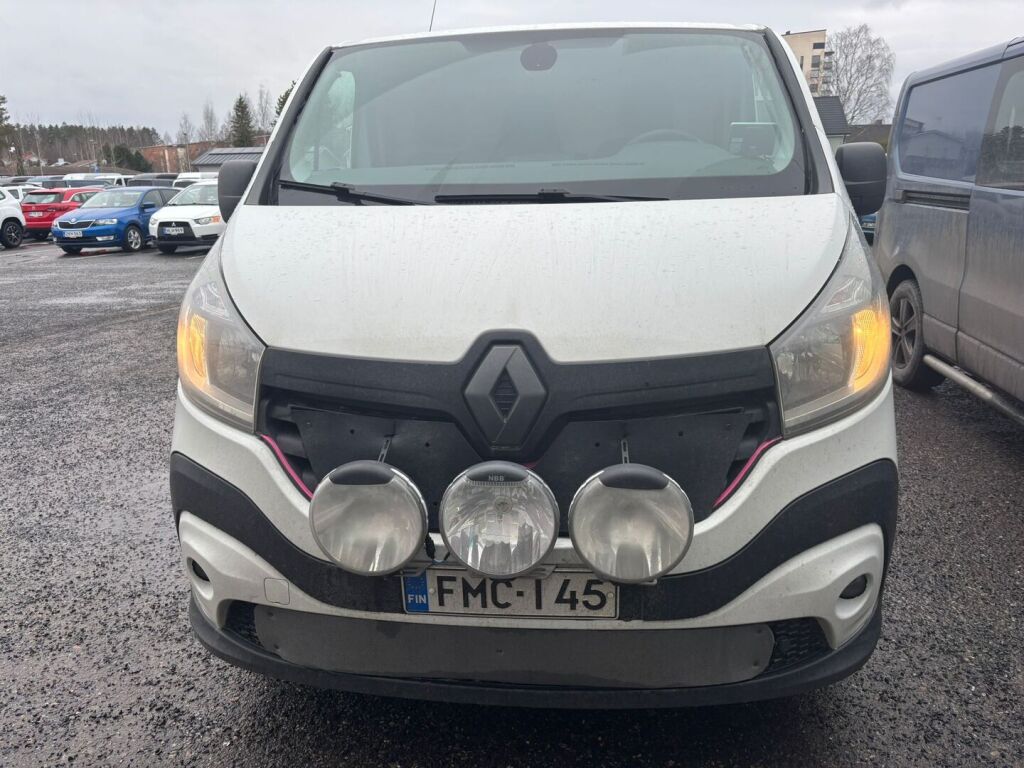 Renault Trafic 2016 Valkoinen