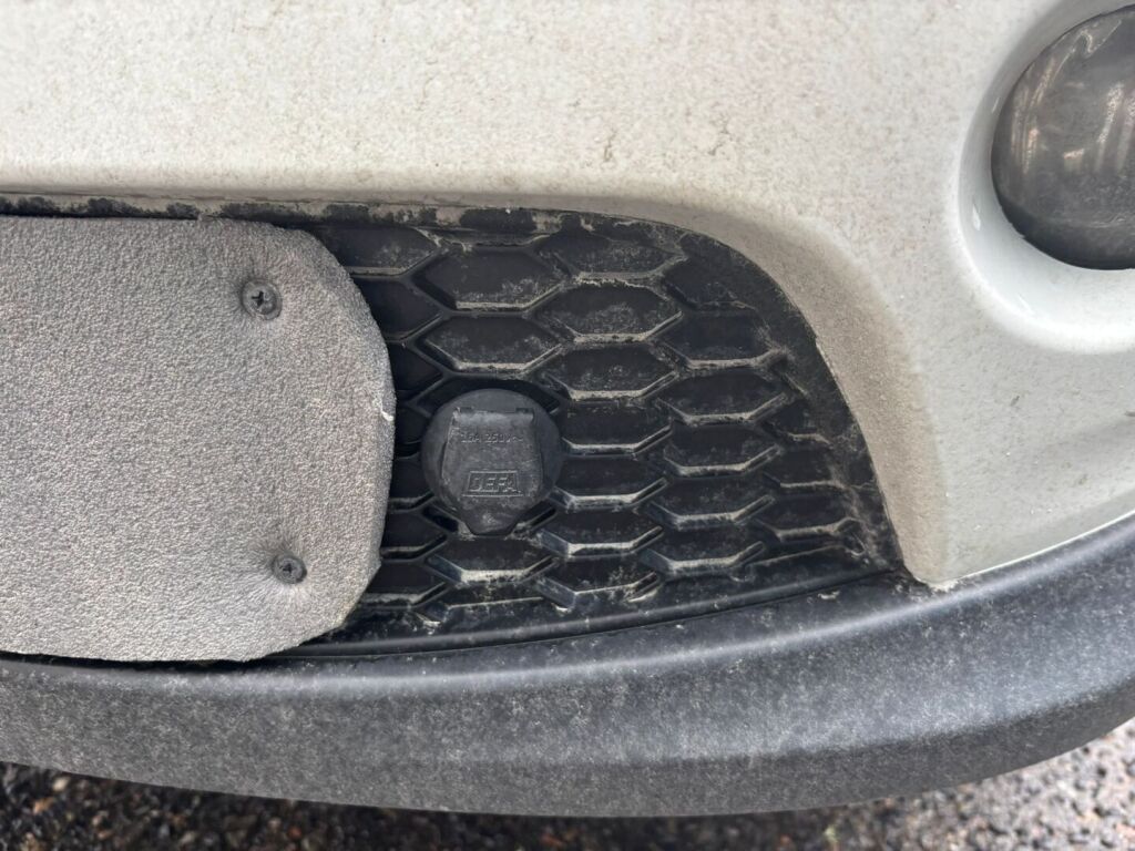 Renault Trafic 2016 Valkoinen