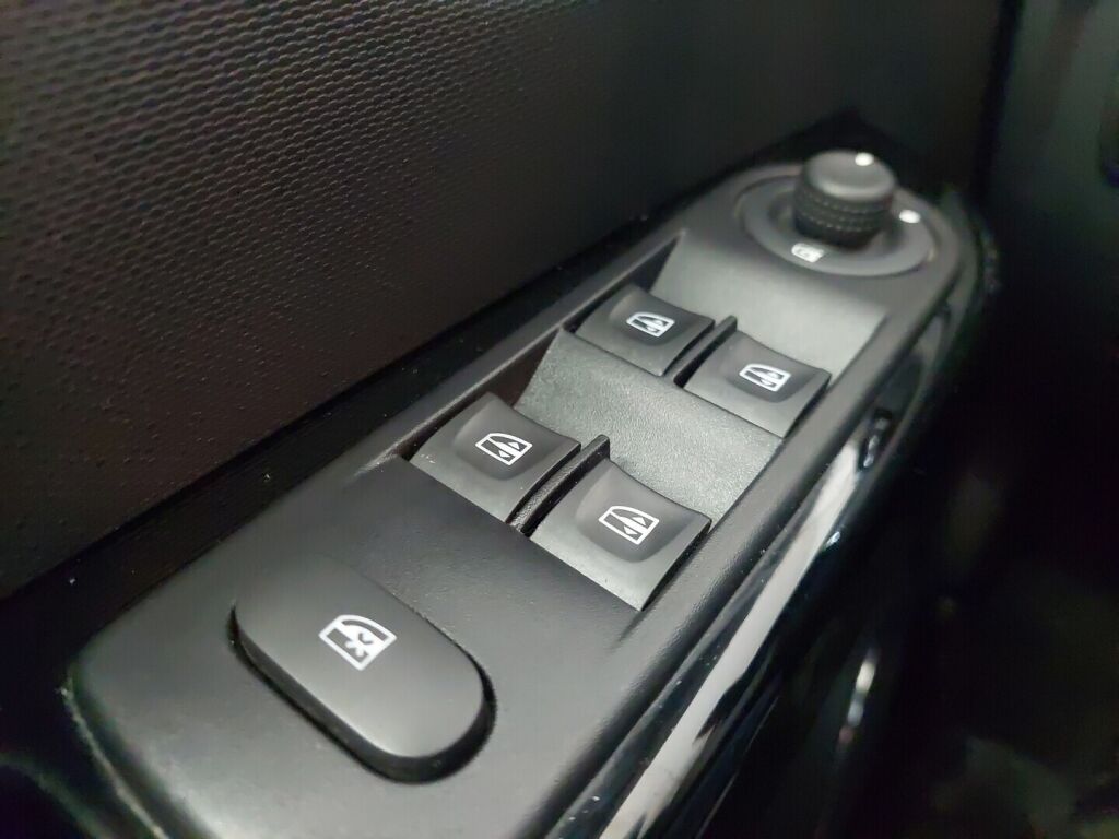 Renault Captur 2015 Valkoinen