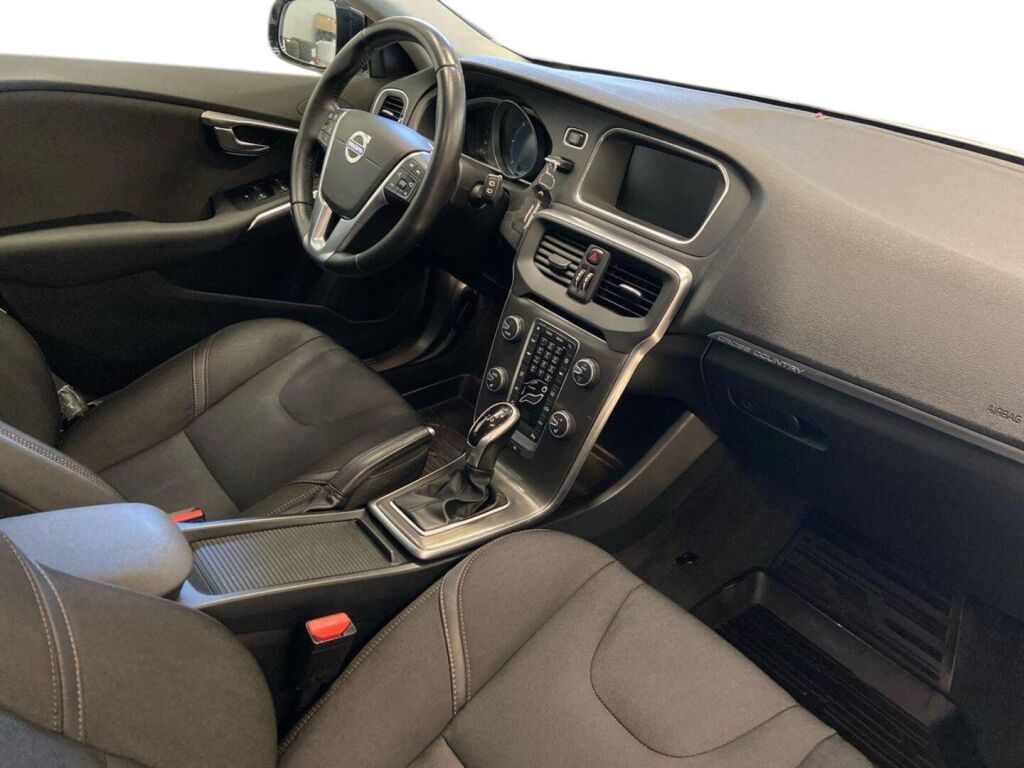 Volvo V40 Cross Country 2016 Valkoinen