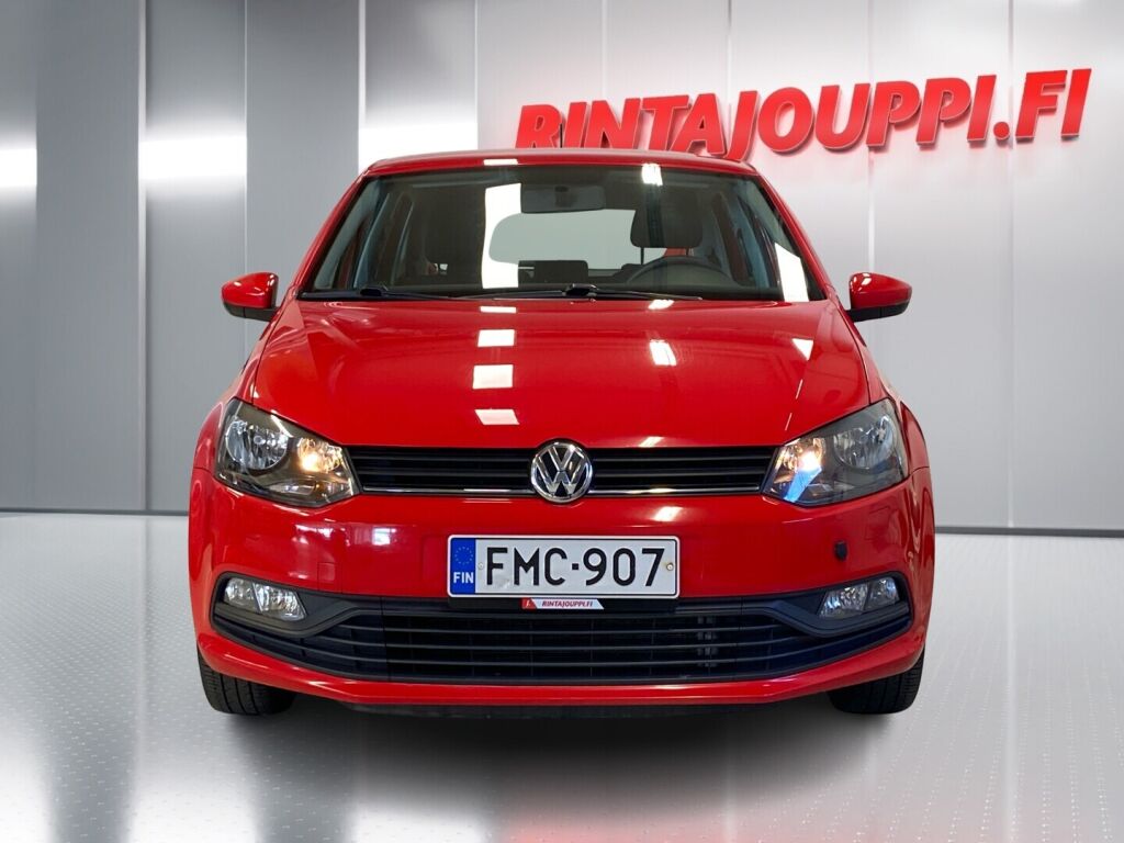 Volkswagen Polo 2015 Punainen