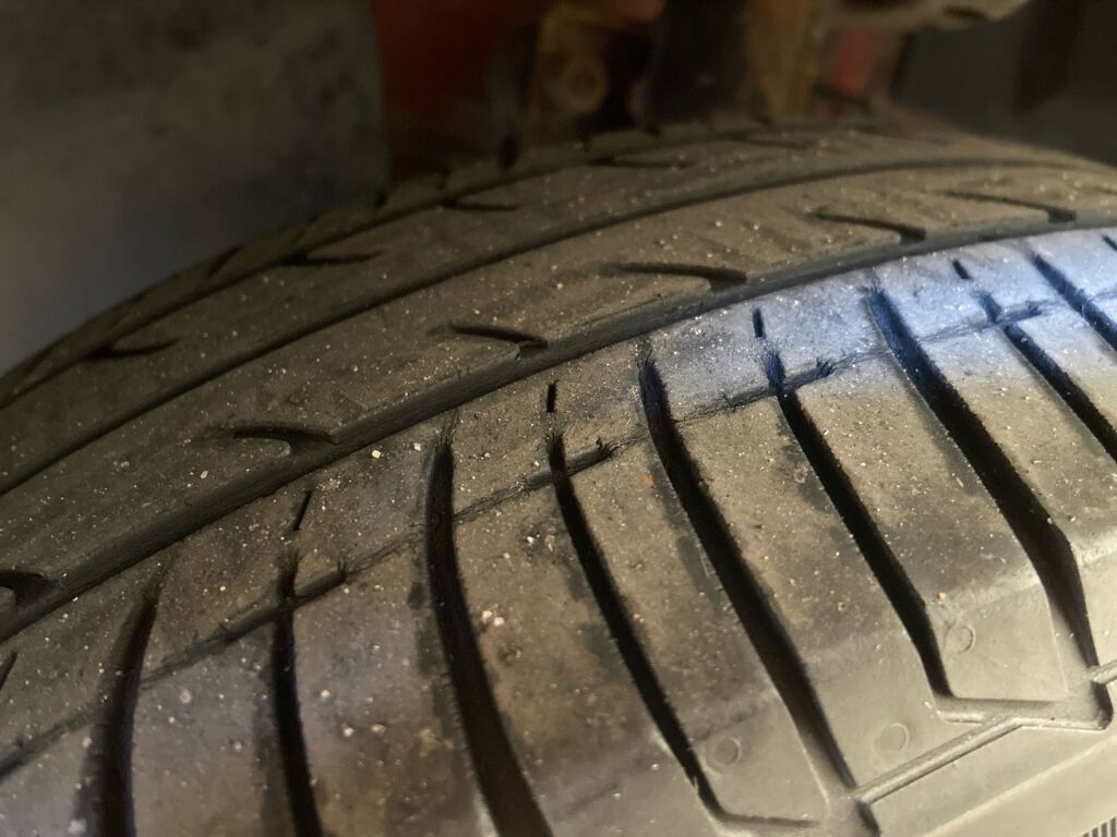 Volkswagen Polo 2015 Punainen