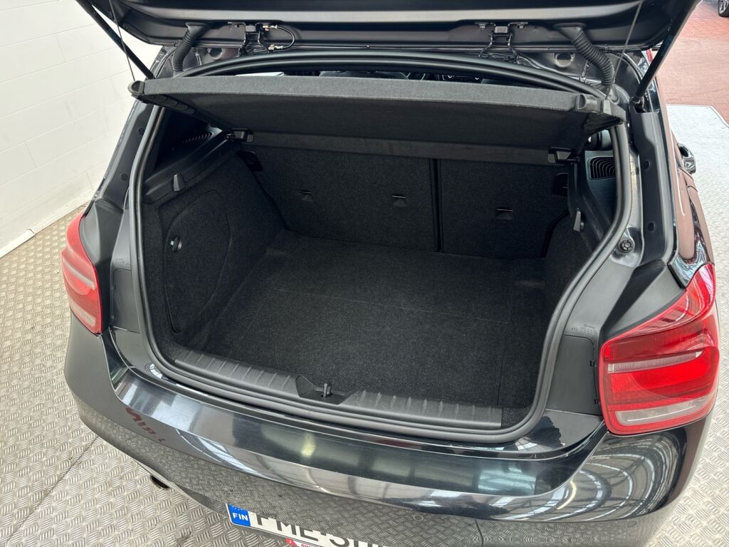 BMW 116 2013 Musta
