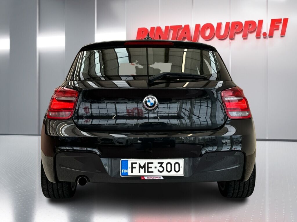BMW 116 2013 Musta