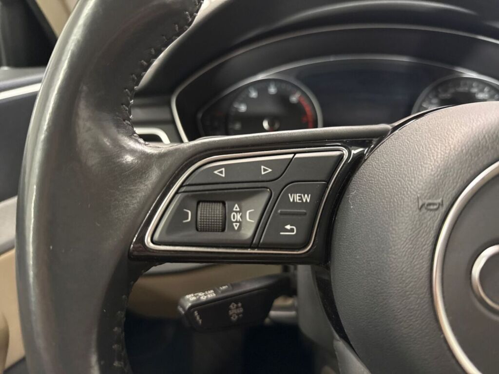 Audi A4 2016 Musta