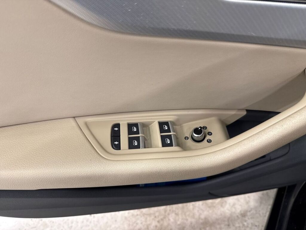 Audi A4 2016 Musta