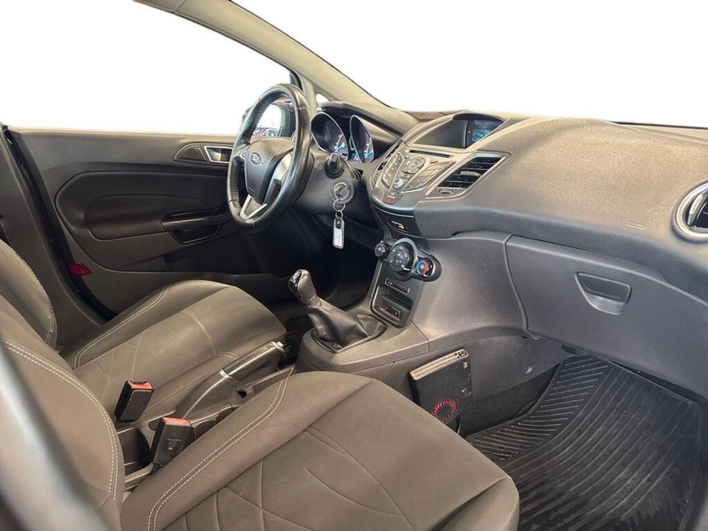 Ford Fiesta 2016 Sininen