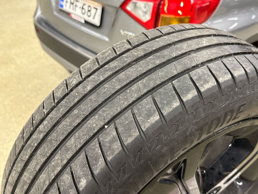 Suzuki Vitara 2016 Harmaa