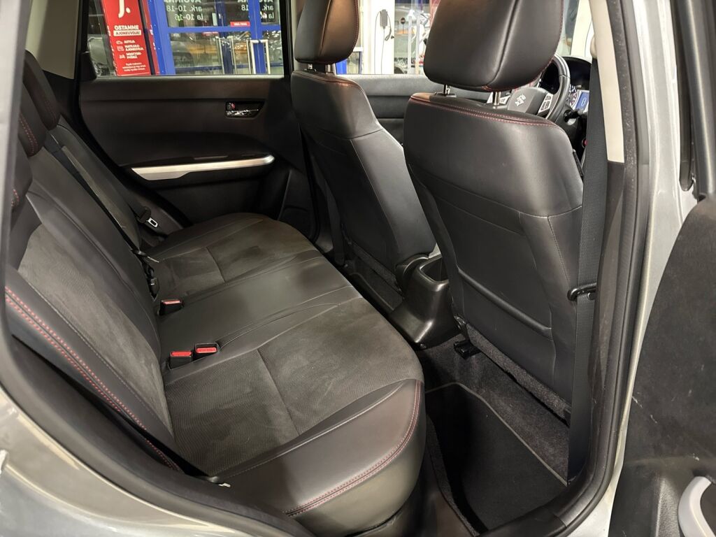 Suzuki Vitara 2016 Harmaa