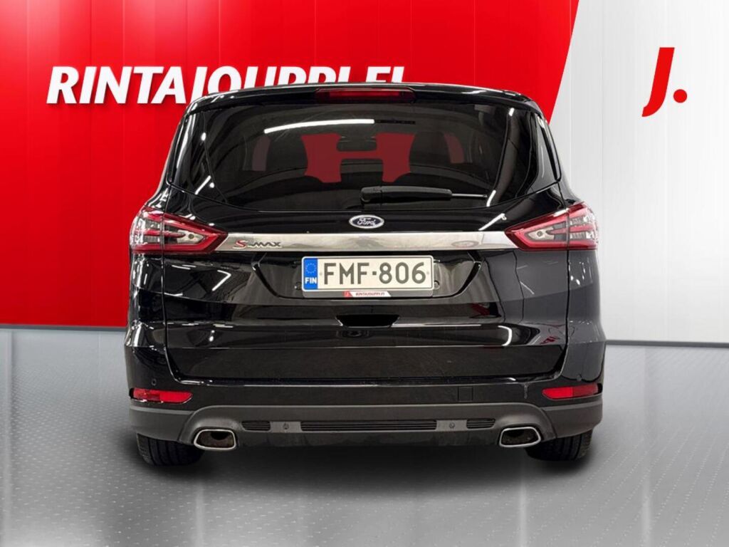 Ford S-Max 2016 Musta