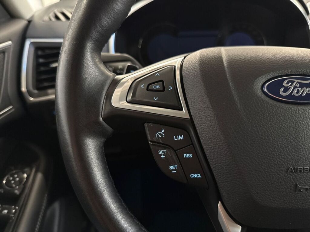 Ford S-Max 2016 Musta