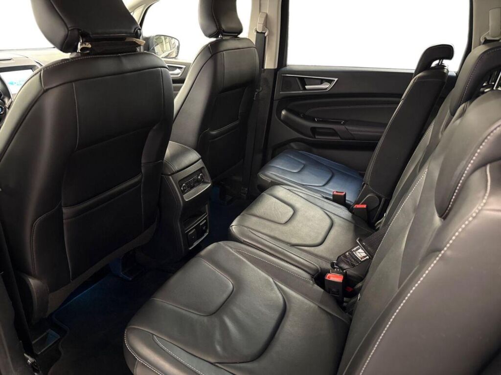 Ford S-Max 2016 Musta
