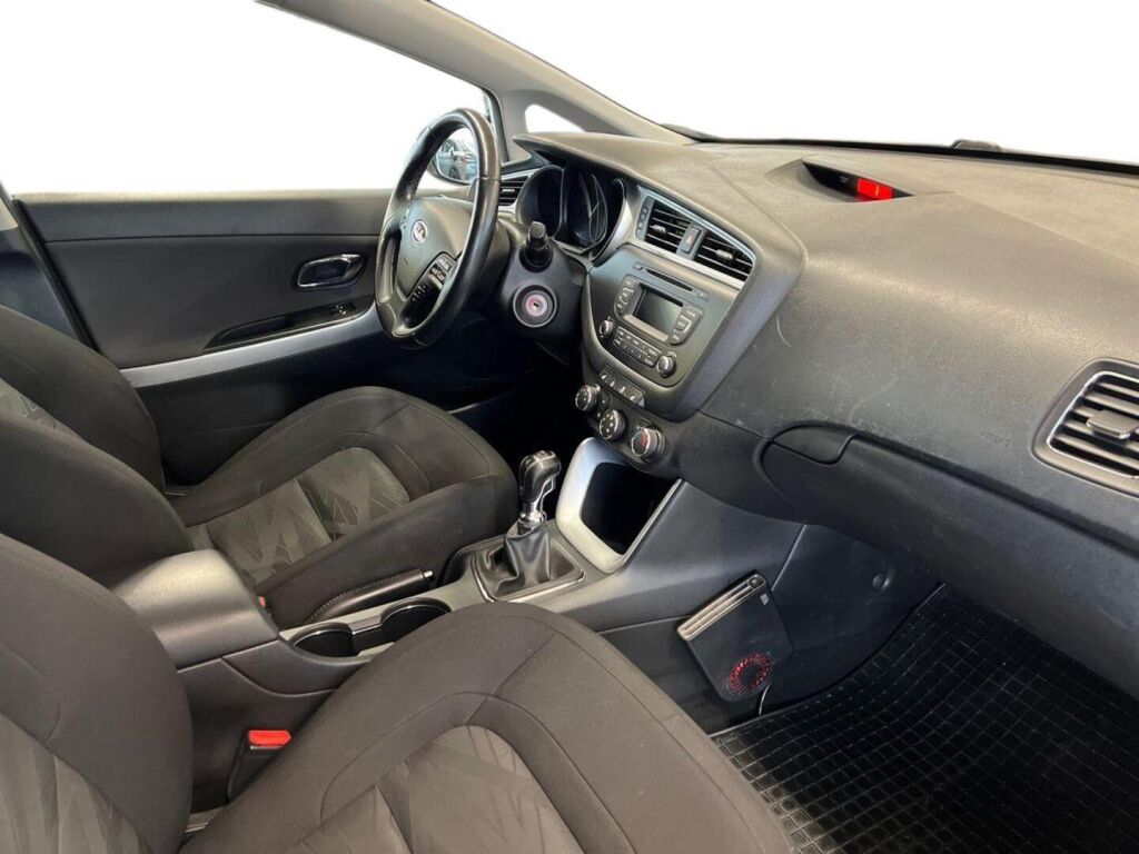 Kia Ceed 2016 Valkoinen