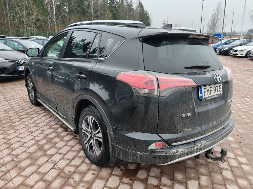 Toyota RAV4 2016 Musta