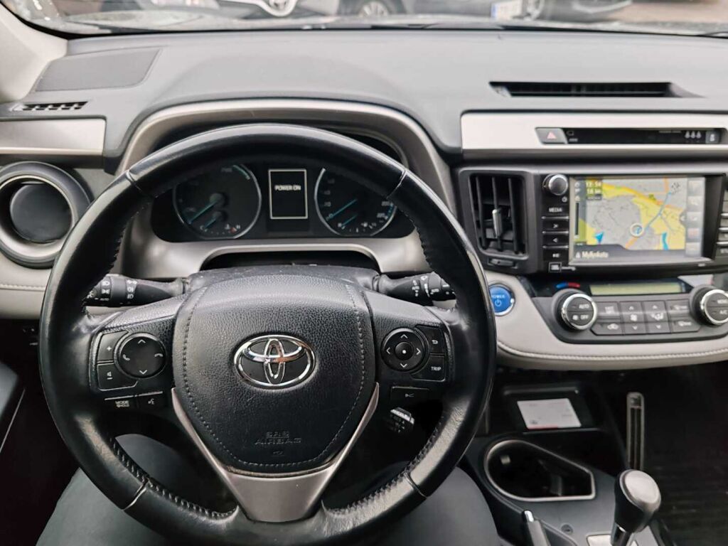 Toyota RAV4 2016 Musta