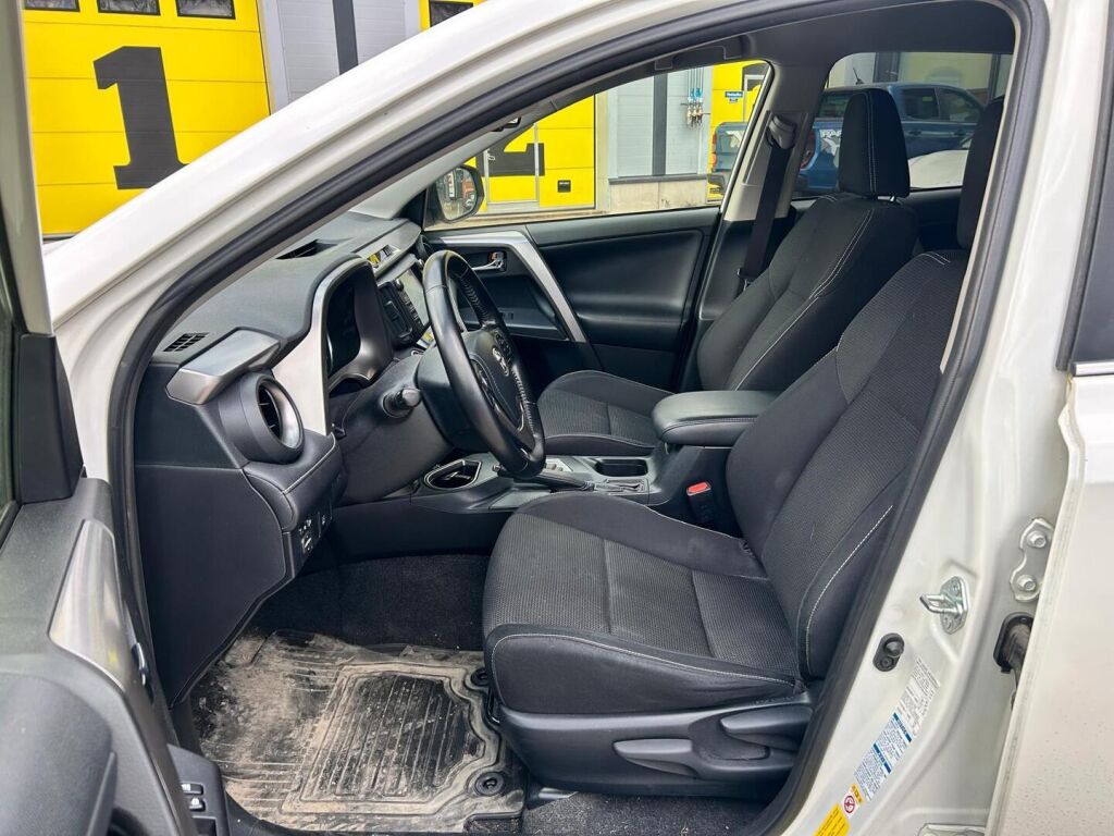 Toyota RAV4 2016 Valkoinen