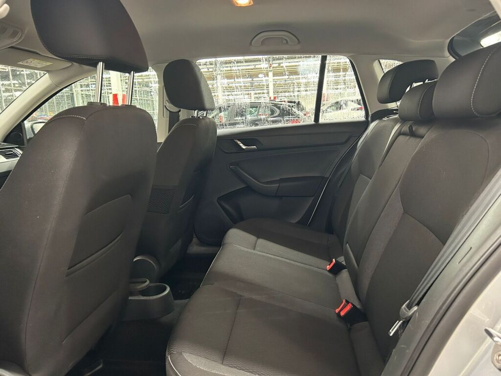 Skoda Rapid 2016 Harmaa