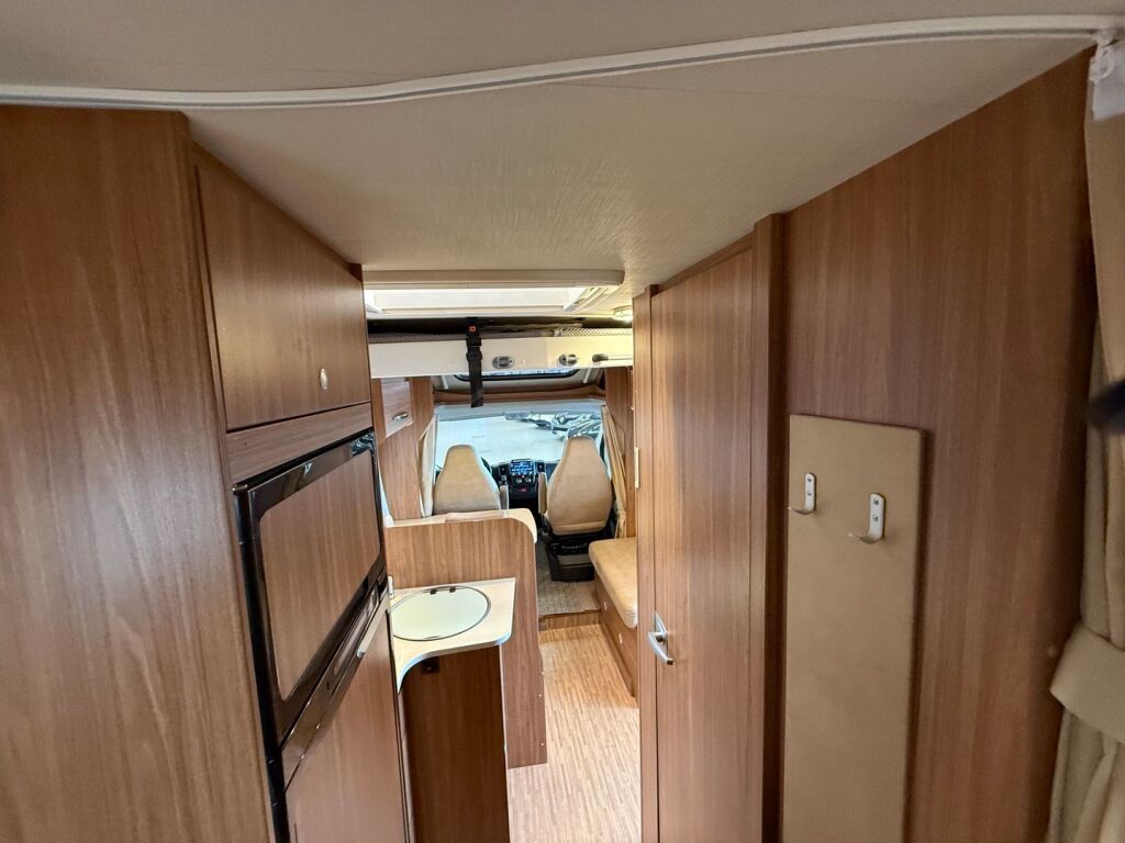 Capron T448 2016 Valkoinen