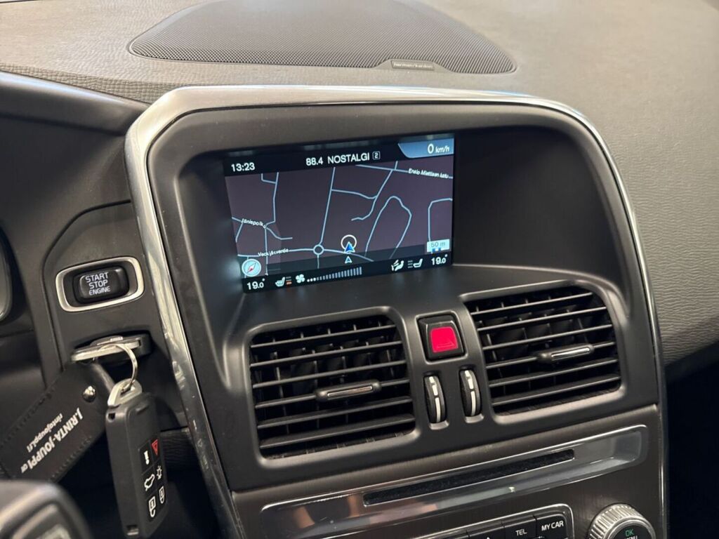 Volvo XC60 2016 Harmaa