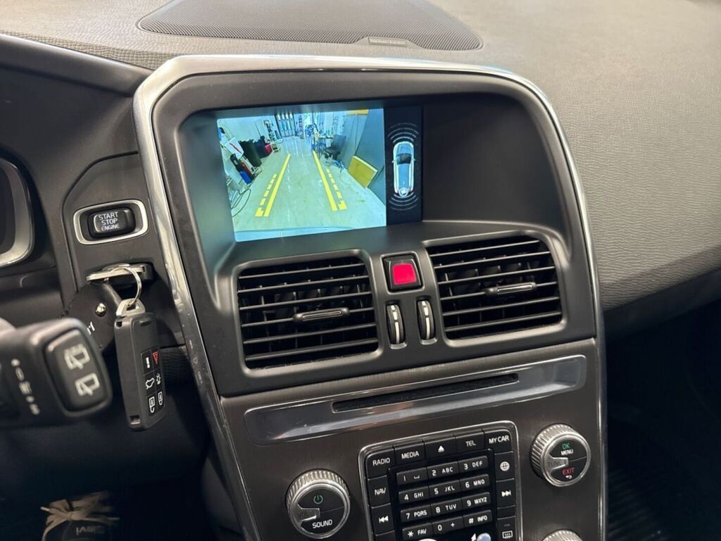 Volvo XC60 2016 Harmaa