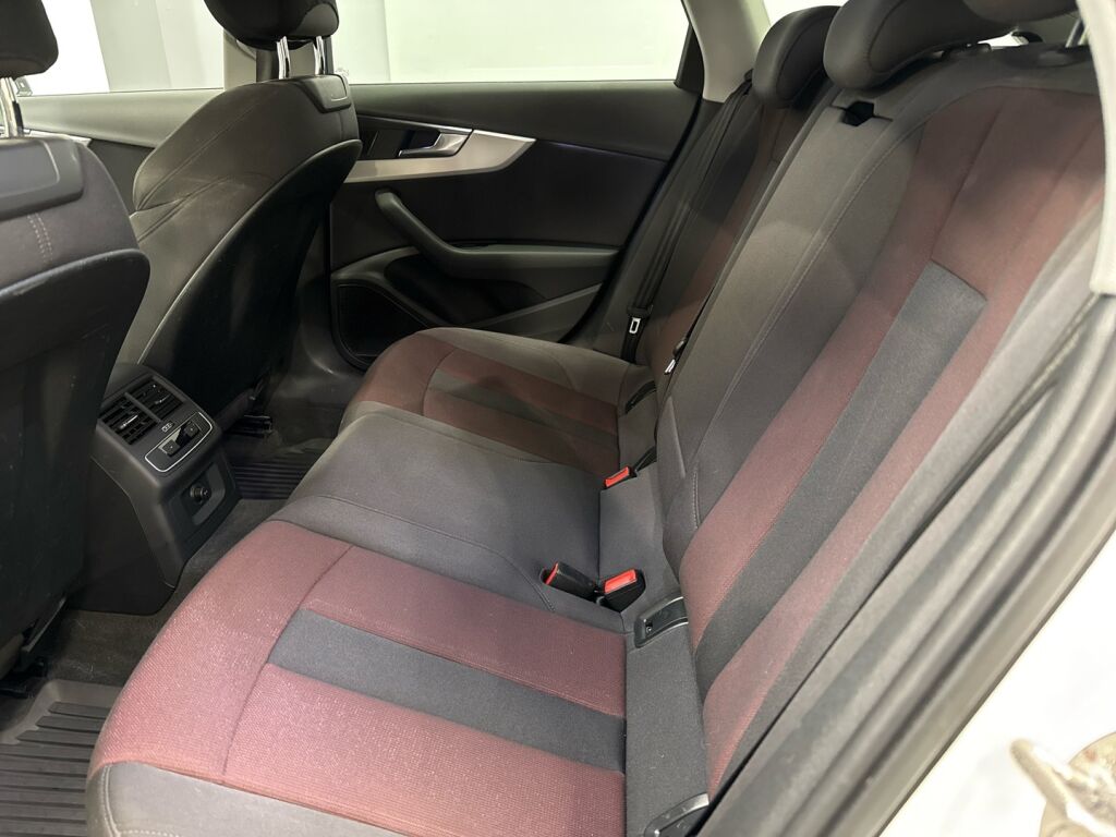 Audi A4 2016 Valkoinen