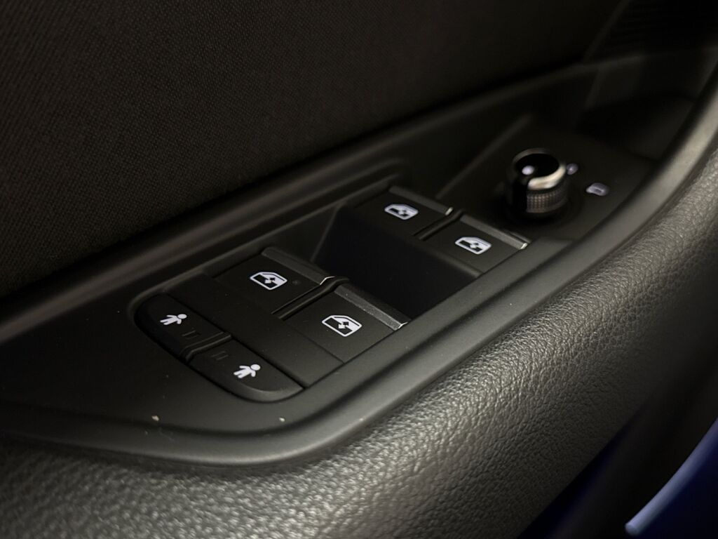 Audi A4 2016 Valkoinen