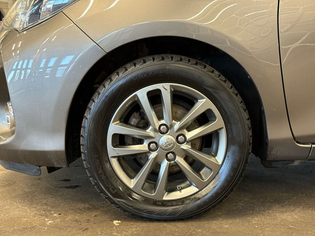 Toyota Yaris 2016 Harmaa