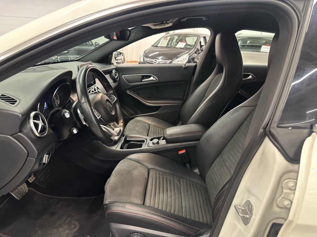 Mercedes-Benz CLA 2016 Valkoinen