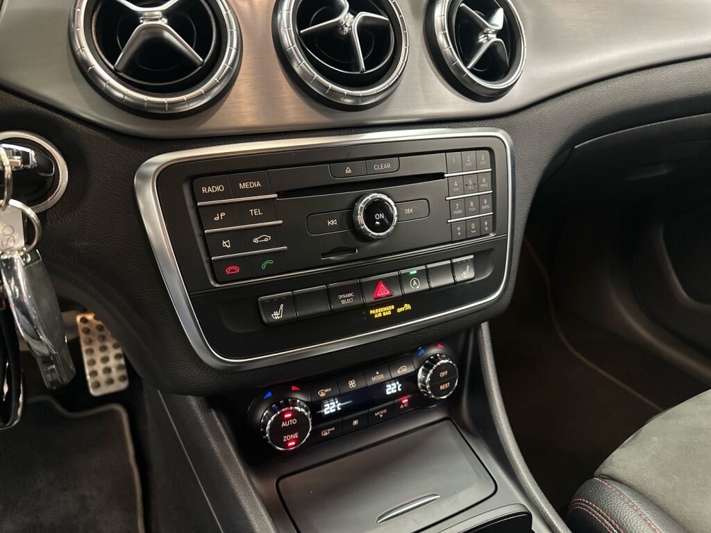 Mercedes-Benz CLA 2016 Valkoinen