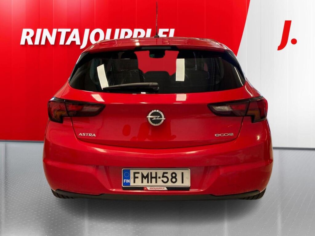 Opel Astra 2016 Punainen