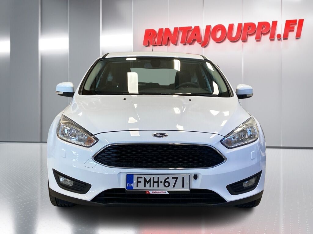 Ford Focus 2016 Valkoinen