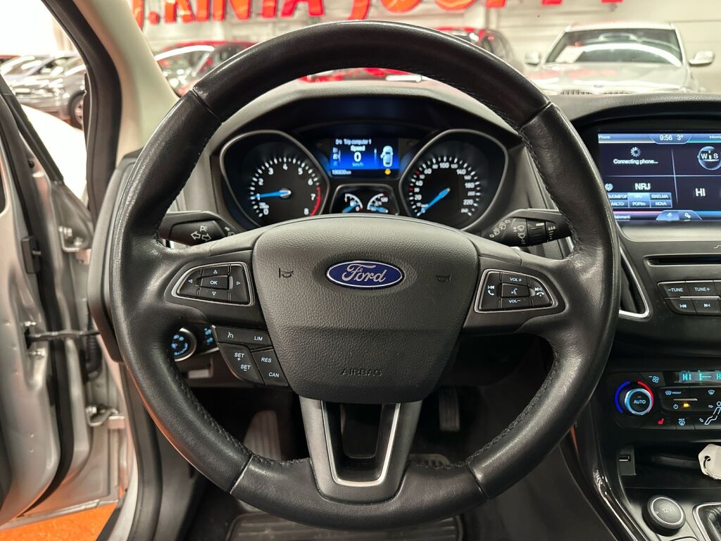 Ford Focus 2016 Harmaa