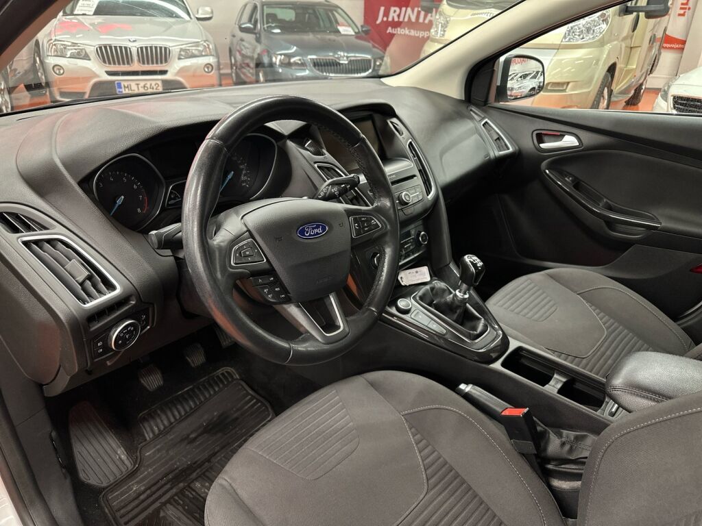 Ford Focus 2016 Harmaa