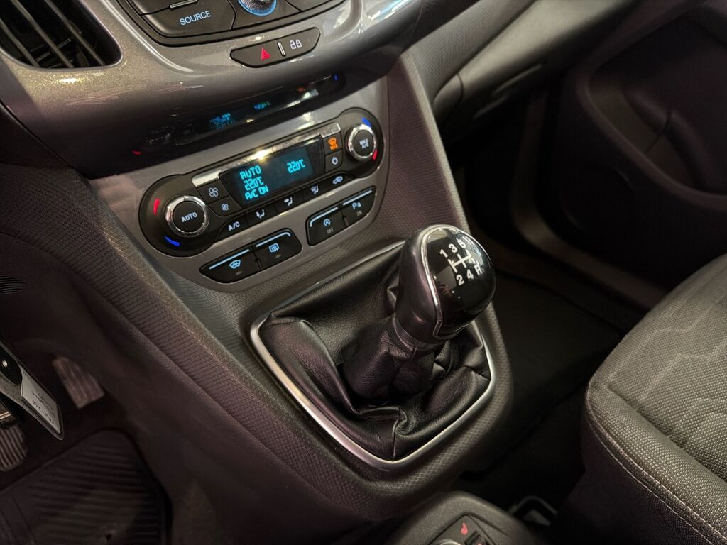 Ford Grand Tourneo Connect 2016 Valkoinen